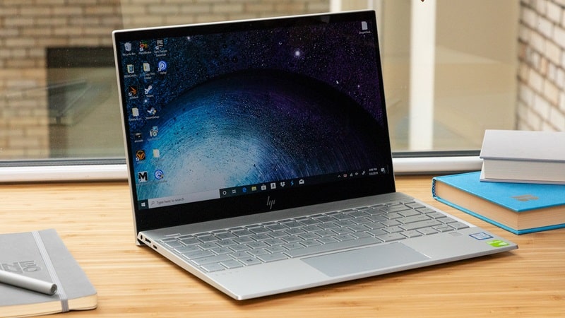 Dell XPS 13 is one of the best laptops without graphics-min